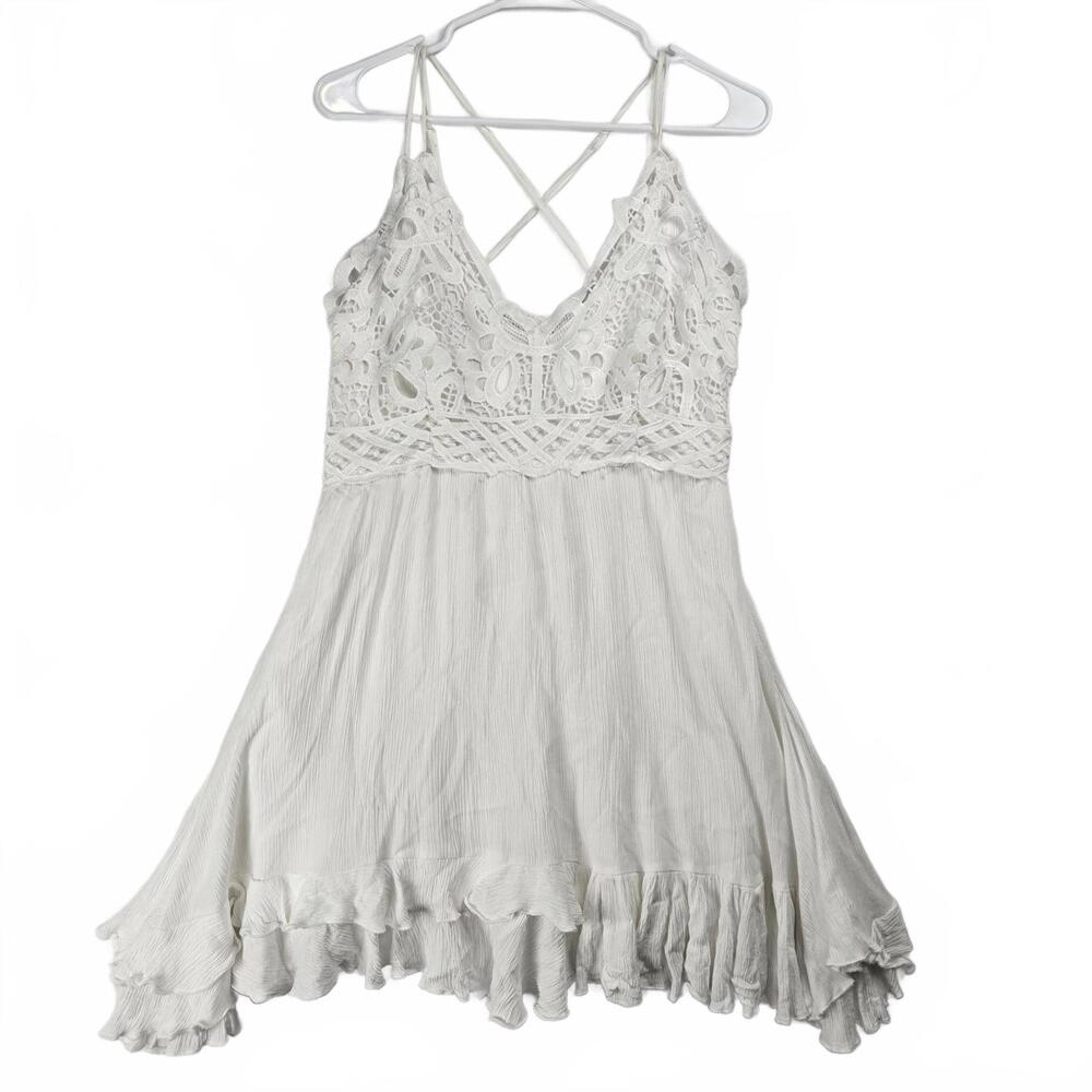Chelsea & Violet Boho Chic Lace Trim Tiered Mini Dress Size L Fairy